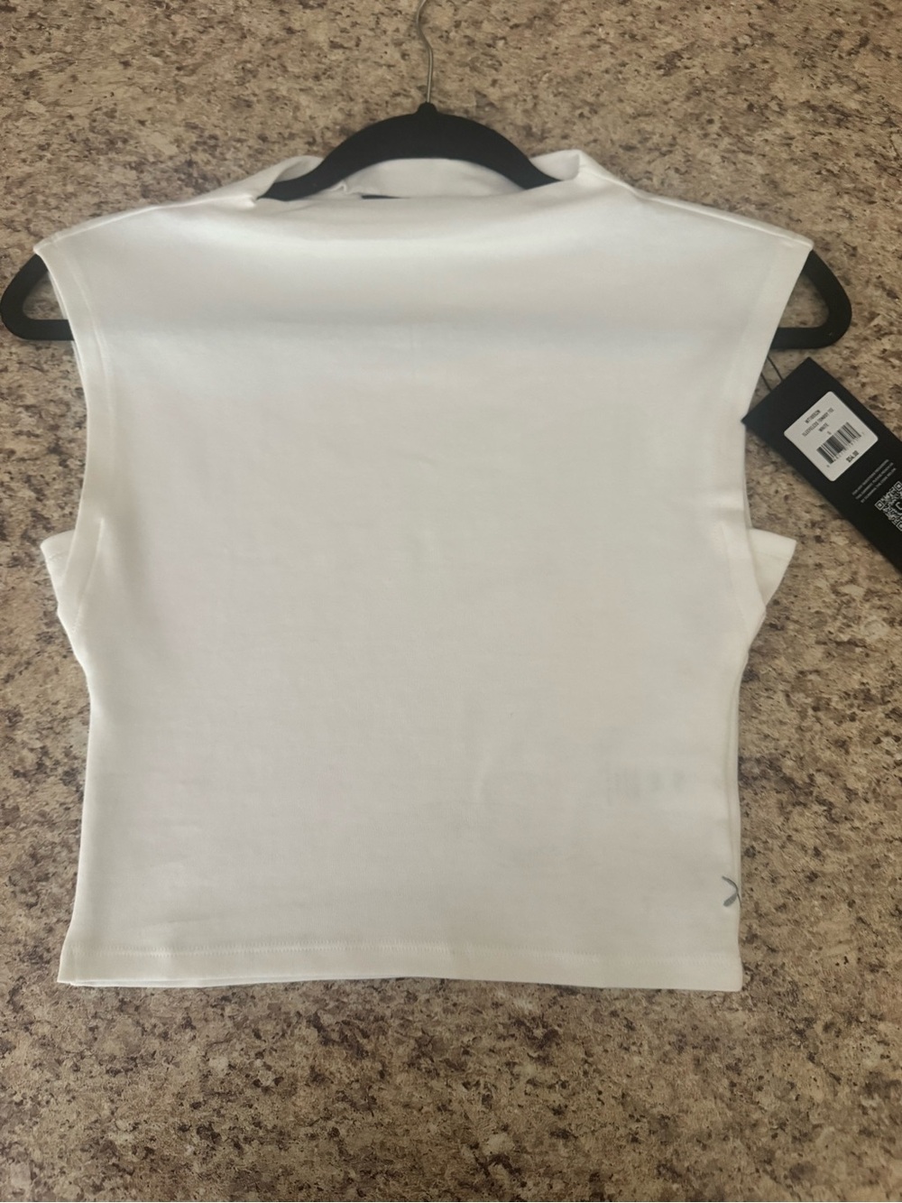 Cuts Sleeveless Tomboy Tee - Picture 3 of 8